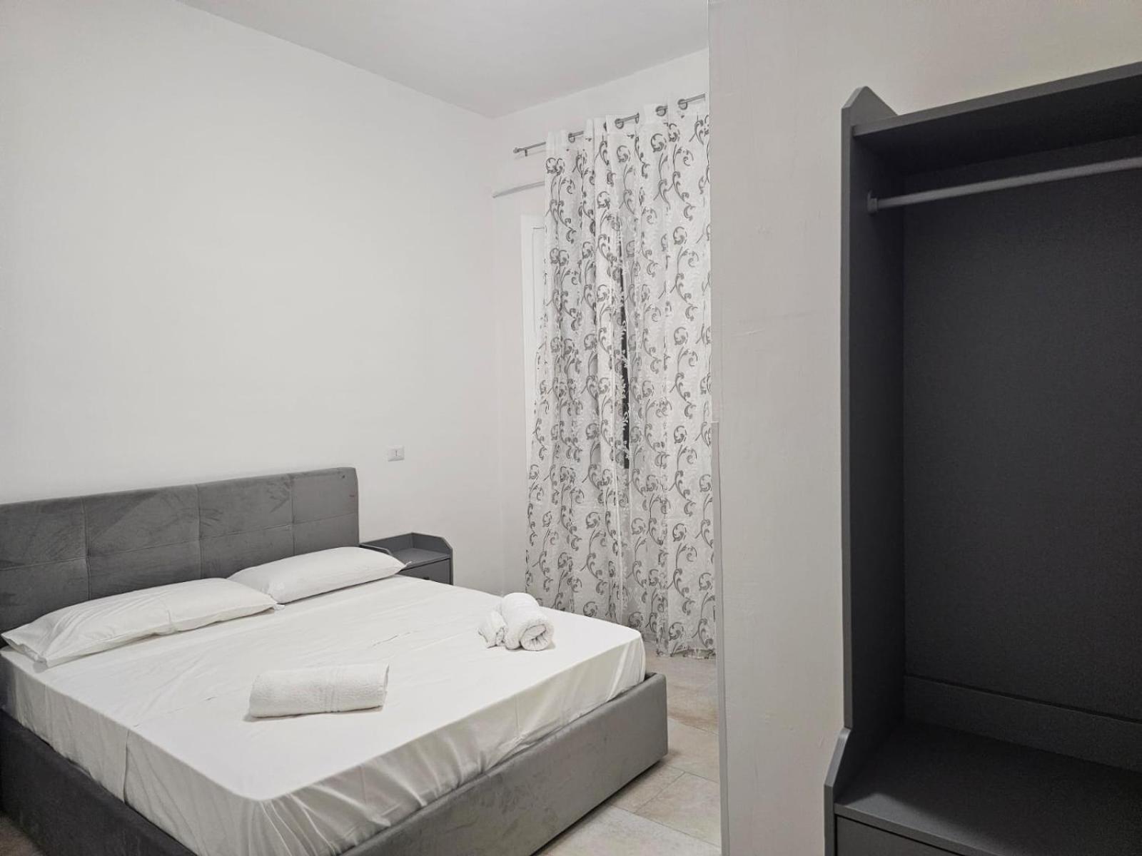 Raynova Hotel Rom Værelse billede
